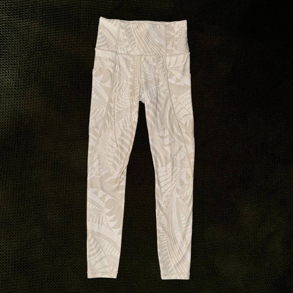 ATHLETA Leggings Size: XS Salutation Zuma Stash Pocket